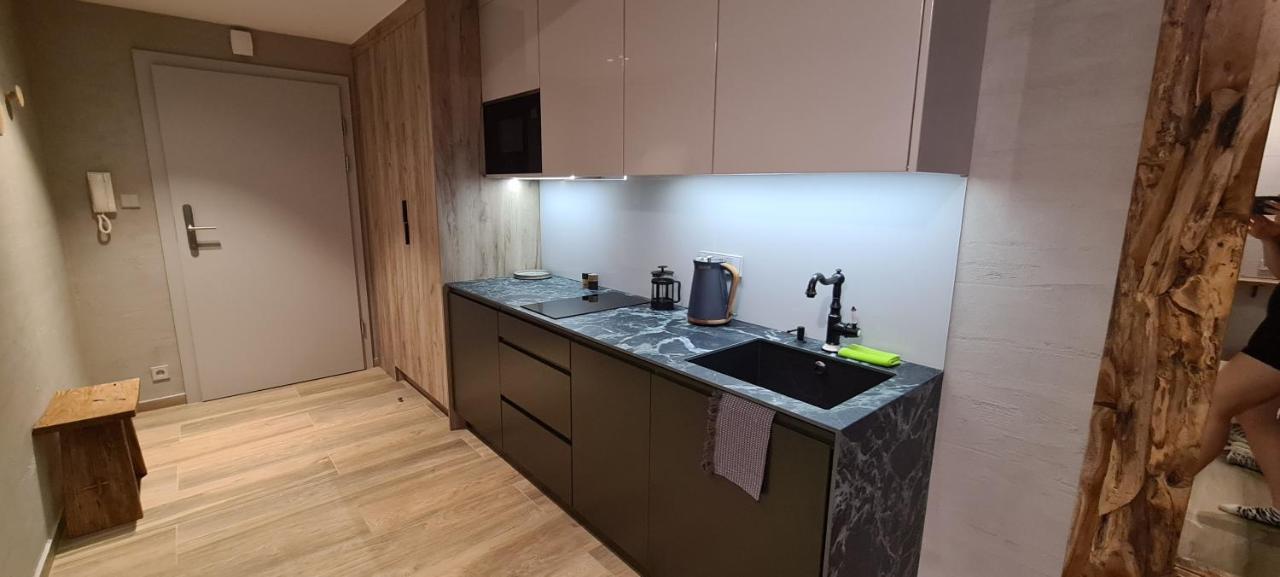 Apartamenty Zurawia 18 코워브제크 외부 사진