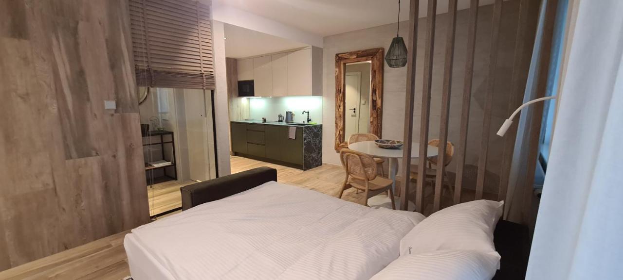 Apartamenty Zurawia 18 코워브제크 외부 사진